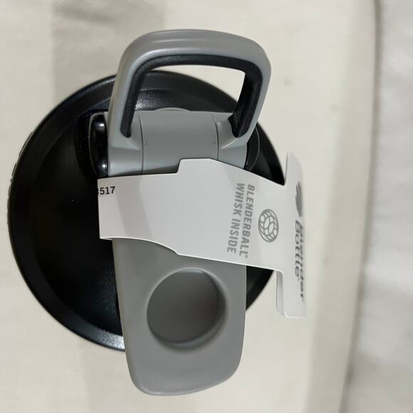 Blender Bottle 28oz Classic V2 New & Improved Water Bottle (FC Black) - Picture 5 of 5